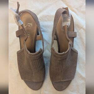 Franco Sarto Women's Brown Peep-Toe Sandals